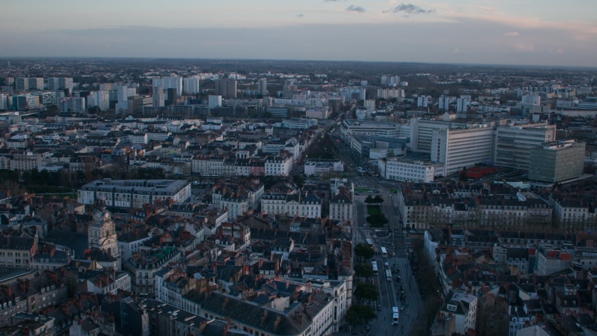 vue aérienne du centre ville de Nantes