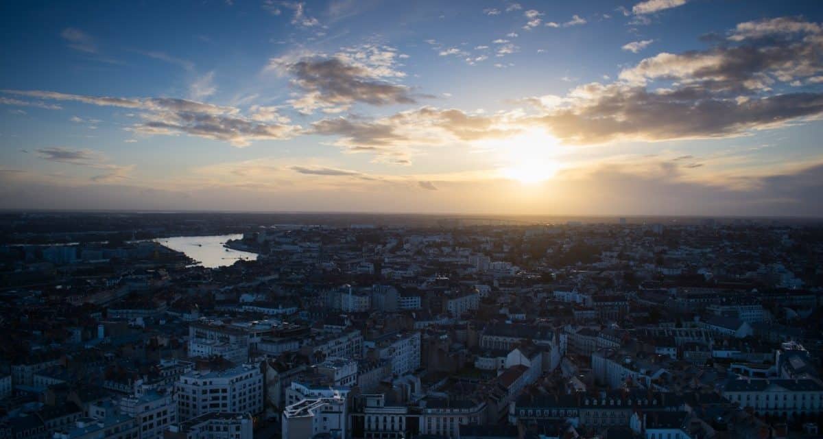 vue aérienne du centre ville de Nantes
