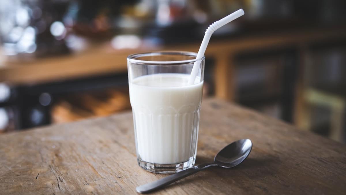 Verre de lait frais